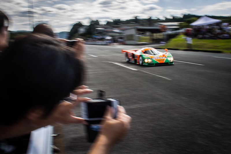 Illustration for article titled Dispatches from Hiroshima: lost in an NA Miata, at-speed in a LeMans-spec Lambo, up to my neck in Cosmos